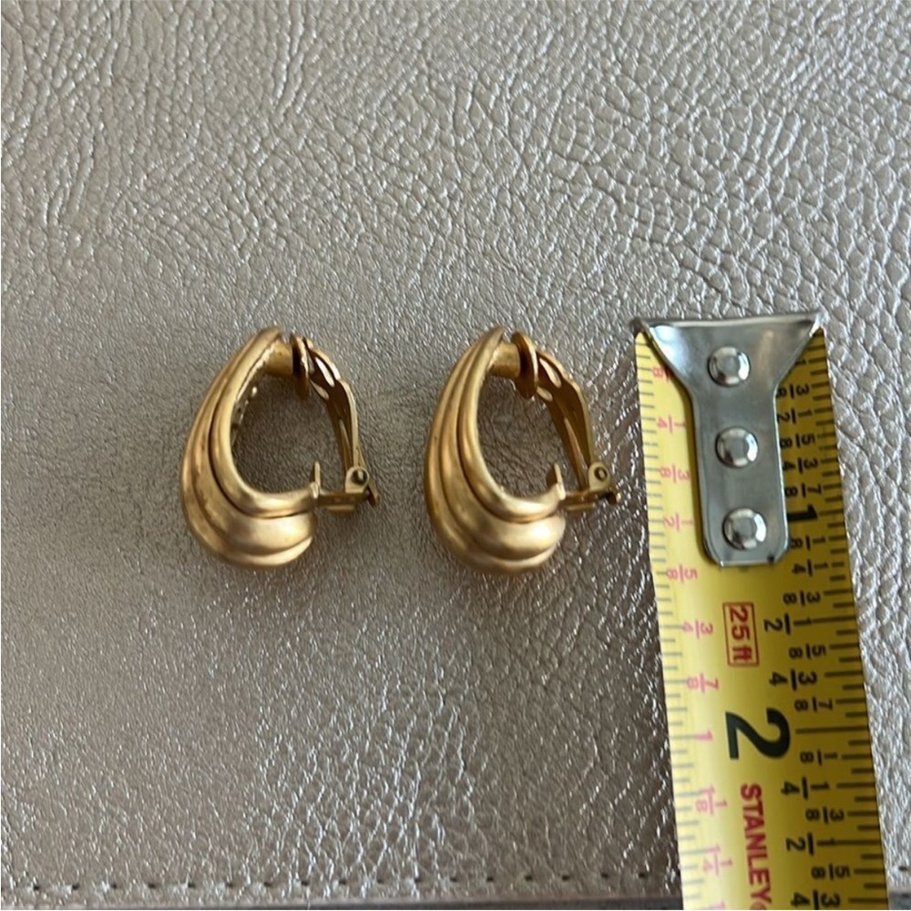 St. John Gold Clip-On Earrings - Picture 5 of 5